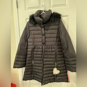 New Betsey Johnson Women's Black Puffer Coat with Faux Fur Trim, Large